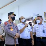 Foto Kapolri mengunjungi Stasiun Pasar Senen Jakarta