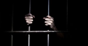 Mendekam 21 Tahun di Penjara Atas Pembunuhan Orang yang Ternyata Masih Hidup