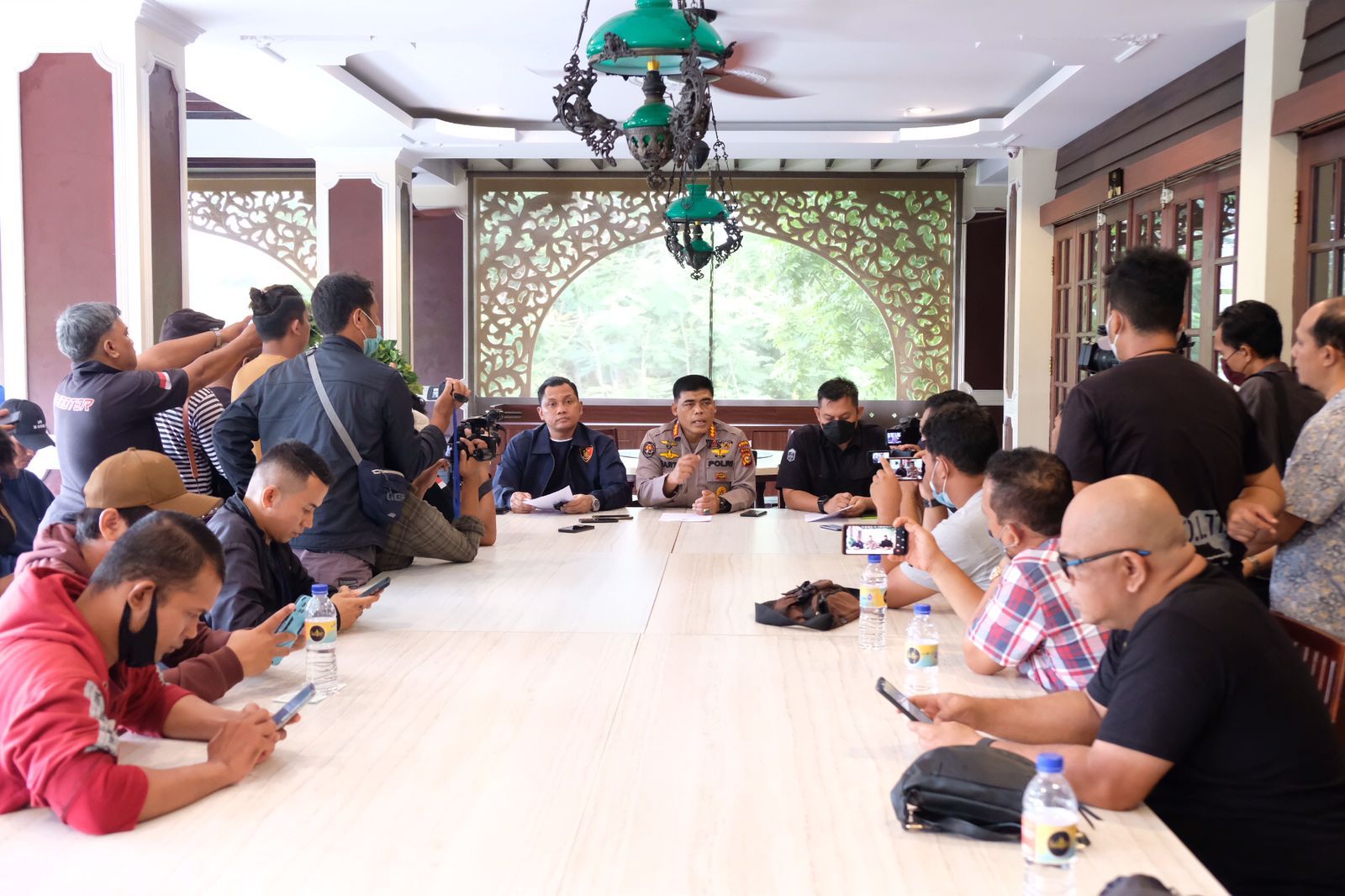 Foto Polda Riau Gelar Pertemuan dengan Media Mitra Polisi