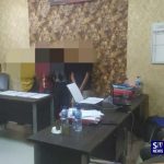 Foto pelaku pencurian kotak amal sedang di proses di Kantor Polisi