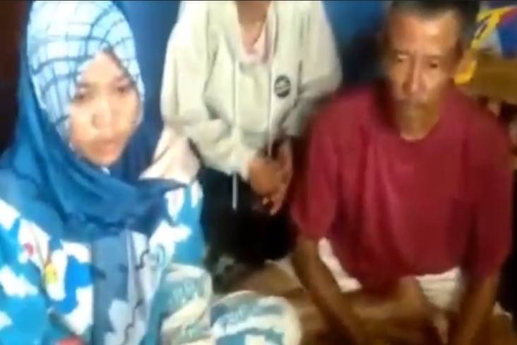 Foto ilustrasi perempuan yang menikahi 2 pria