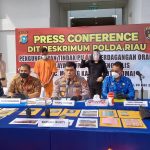 Foto Ditreskrimum Polda Riau gelar Press Conference