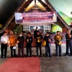 Foto bersama untuk penyalaan 1000 lilin seluruh Pengurus Punguan Si Raja Nabarat Boru, Bere dan Ibebere se-Kota Dumai