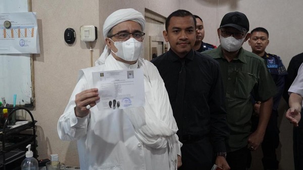 Foto Habib Rizieq mulai Rabu 20/7/2022, dinyatakan bebas bersyarat (dok: detik.com)