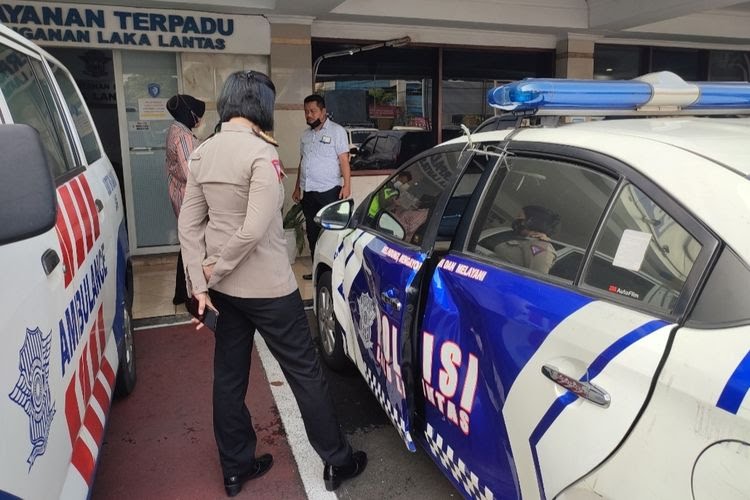 Foto mobil anggota Satuan Polisi Patroli Jalan Raya (PJR) Ditlantas Polda Metro Jaya. (Dok: kompas.com)