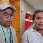 Foto kuasa hukum Bharada E yang baru, Deolipa Yumara (kanan). (Dok: detikcom)