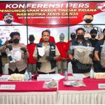 Foto Satuan Reserse Narkoba Polresta Barelang saat mengadakan konferensi Pers.