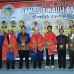 Foto bersama Pengurus Samosir Nauli Batam dengan Walikota Batam dan Bupati Samosir. (Dok: Geosiar.com)