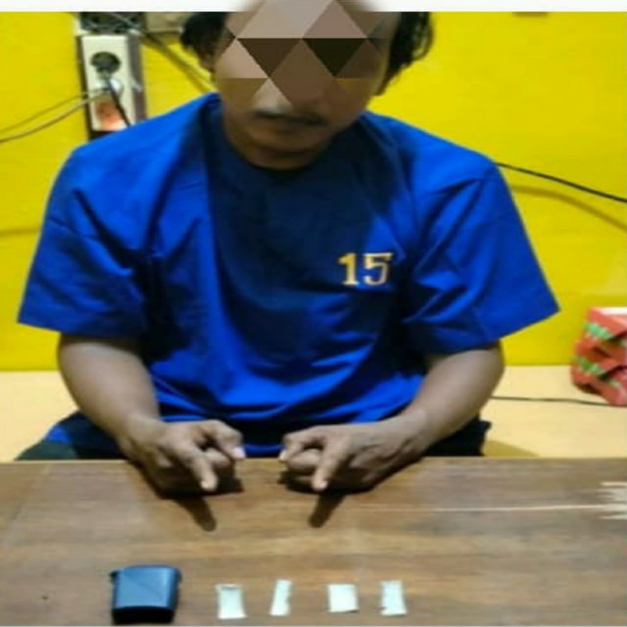 Foto terduga pengedar Narkoba warga Dumai Timur beserta barang bukti.