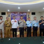 Foto bersama peserta rapat teknis lintas sektoral dalam Pencegahan dan Penindakan Terhadap TPPO dan PMI Ilegal.
