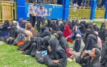Foto : Imigran etnis Rohingya di Terminal Tipe A, Kota Langsa, Provinsi Aceh, setelah ketahuan melarikan diri.