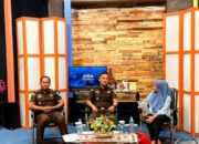 Foto : Kasubsi 1 Seksi Intelijen Randi Ahyad Sarwandi, S.H., M.H. dan Kasubsi 2 Seksi Intelijen Tabah Santoso, S.H., Μ.Η., sebagai narasumber.