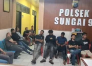 Foto: Calon PMI nonprosedural yang berhasil diamankan petugas di Mapolsek Sungai Sembilan, Dumai.