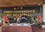 Foto : Press Comference yang diadakan di Polres Dumai.